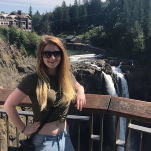 Meet your Posher, Candace